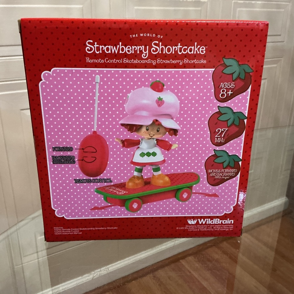 BRAND NEW, REMOTE CONTROL SKATEBOARDING STRAWBERRY SHORTCAKE - Picture 7 of 8